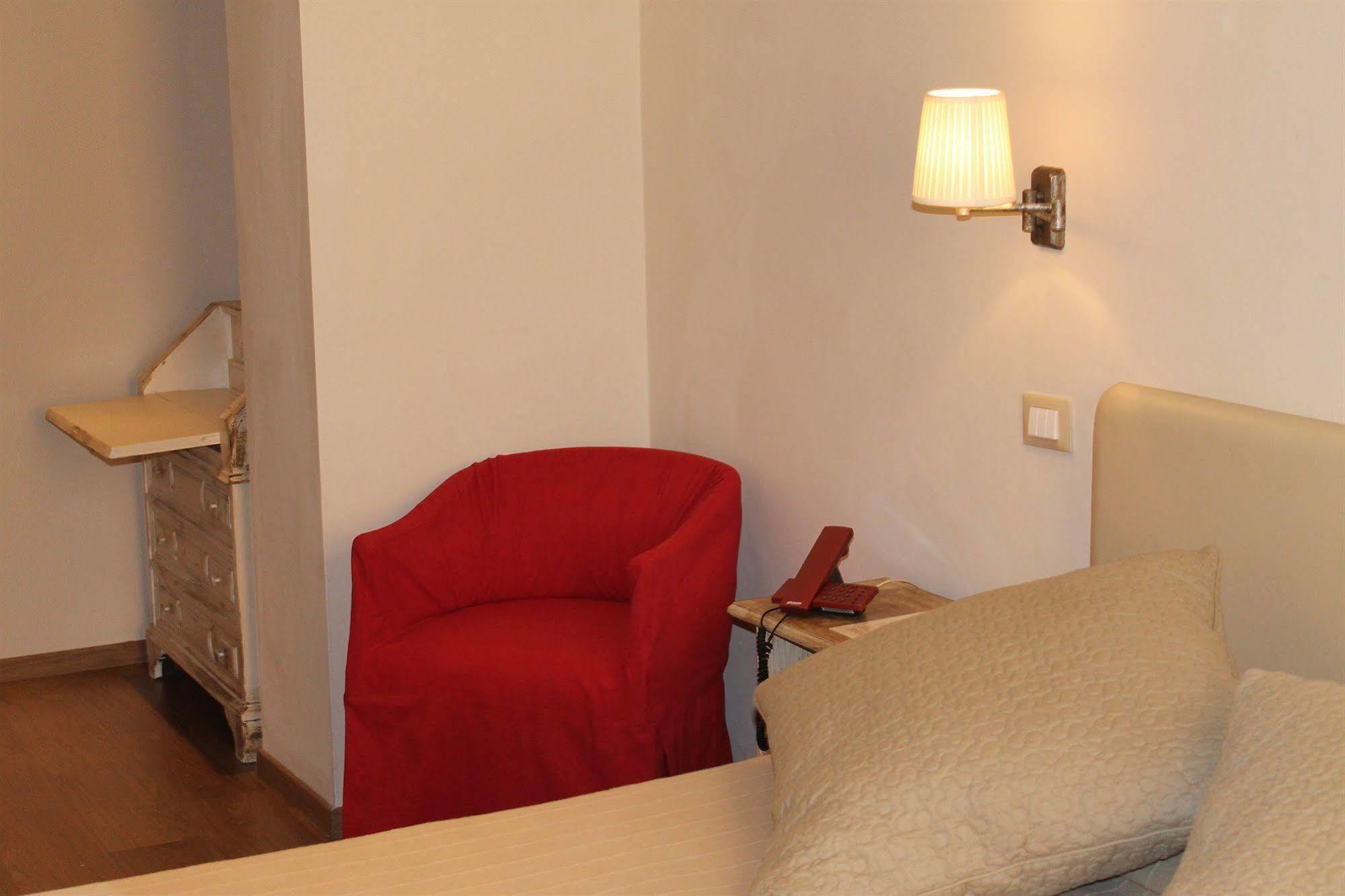 Hotel Touring Livorno Exterior foto